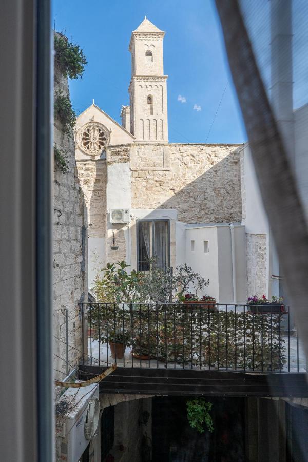 Corte Pietrantica - Charming Rooms & Suites Giovinazzo Bagian luar foto