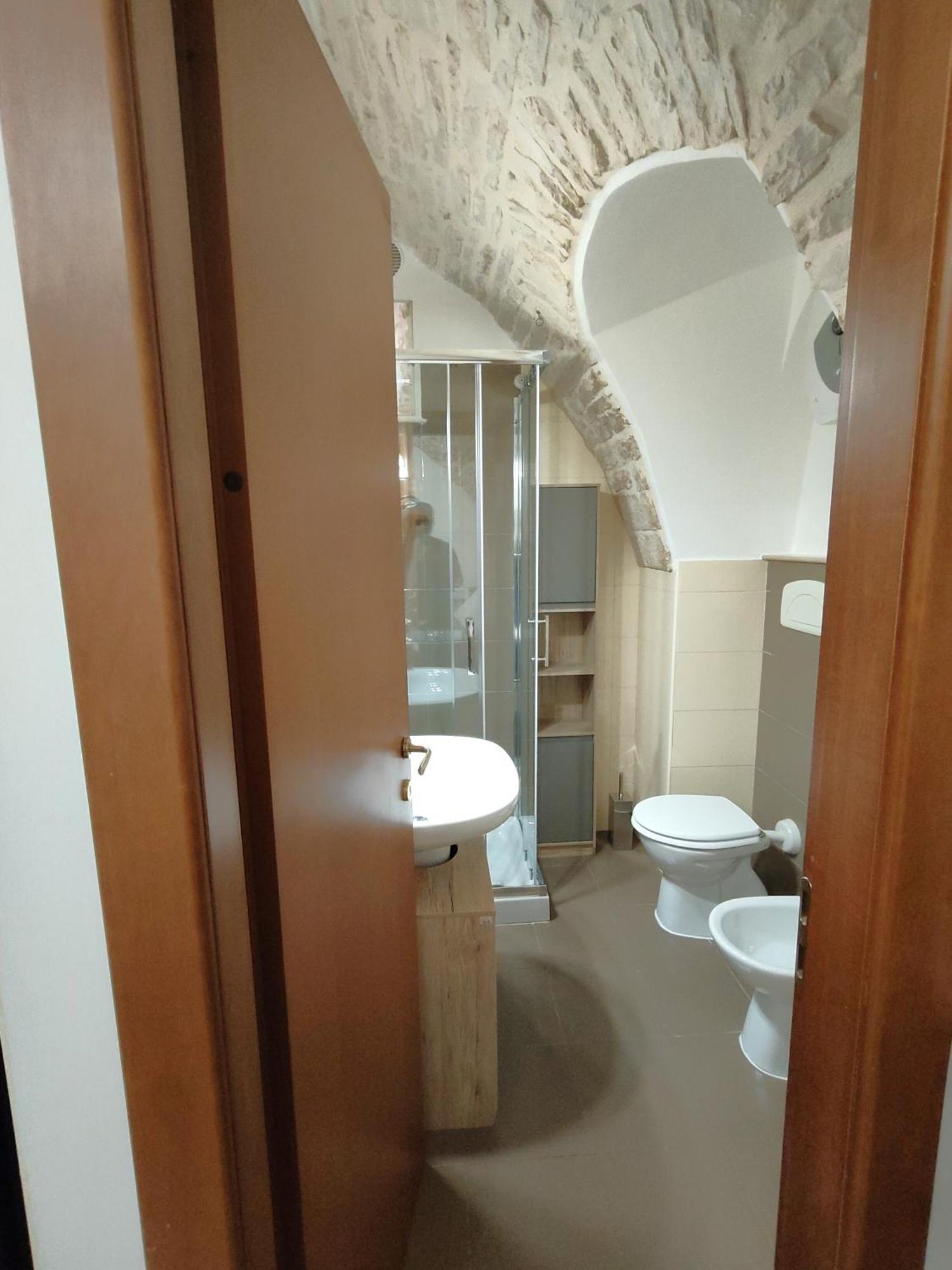 Corte Pietrantica - Charming Rooms & Suites Giovinazzo Bagian luar foto